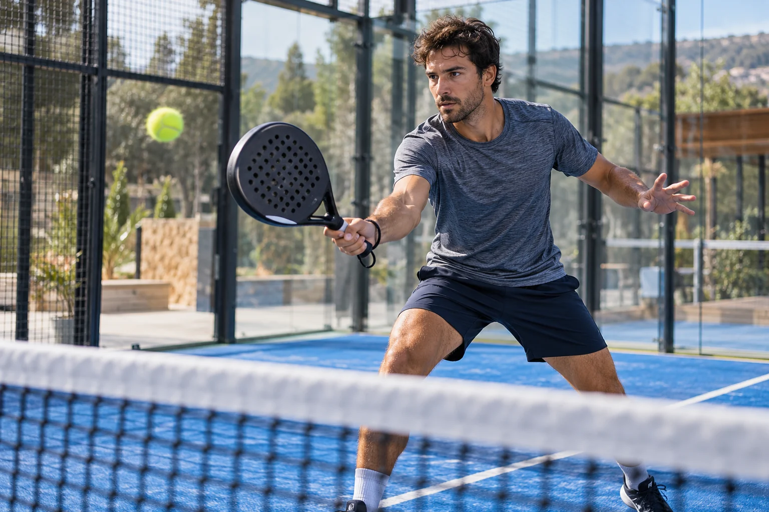 Raquette de padel : choisir selon vos situations de jeu Raquette de padel : choisir selon vos situations de jeu