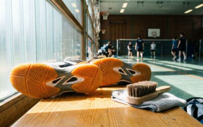 Comment entretenir et nettoyer ses chaussures de badminton efficacement