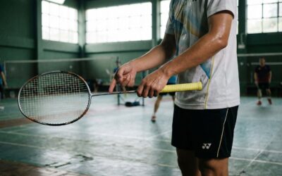 Comprendre l’équilibre de la raquette de badminton : manche, tête ou neutre ?