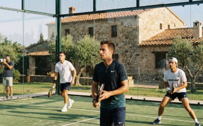 Origines du padel : invention et diffusion du sport